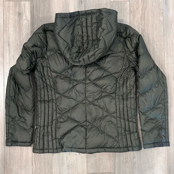 Michael Kors Packable Down Fill Puffer Jacket in Olive - Picture 9 of 10